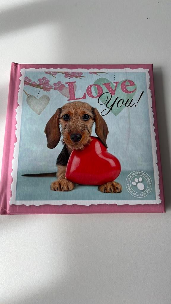 Myrna Huijing - Love you!, Boeken, Overige Boeken, Zo goed als nieuw, Ophalen