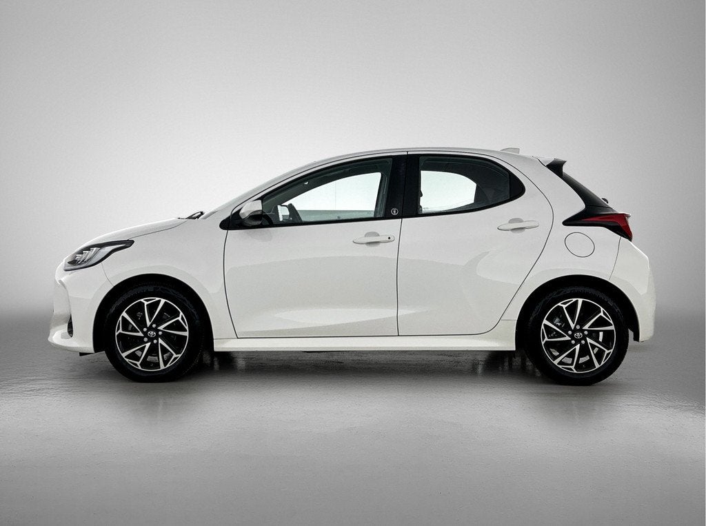 Toyota Yaris 1.5 Hybrid 115 Business Plus | Apple CarPlay/An, 12 maanden, 450 kg, Gebruikt, Wit