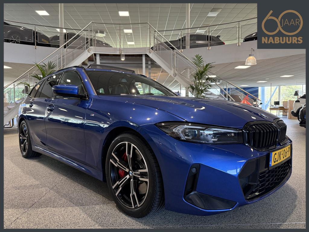BMW 3 Serie Touring 330i M Sportpakket Pro NL Auto, Panorama, Auto's, Automaat, Gebruikt, Euro 6, 4 cilinders
