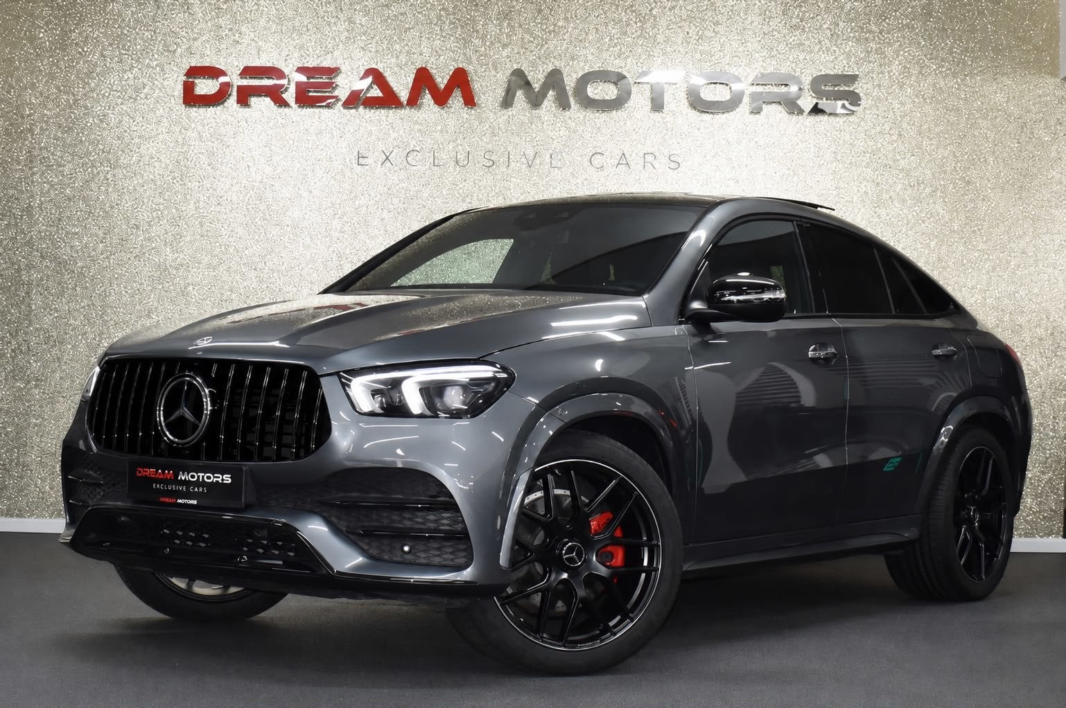 Mercedes-Benz GLE-klasse Coupé 350 e AMG 4MATIC 333pk | GLE, Auto's, Dealer onderhouden, Gebruikt, Zwart, 4 cilinders