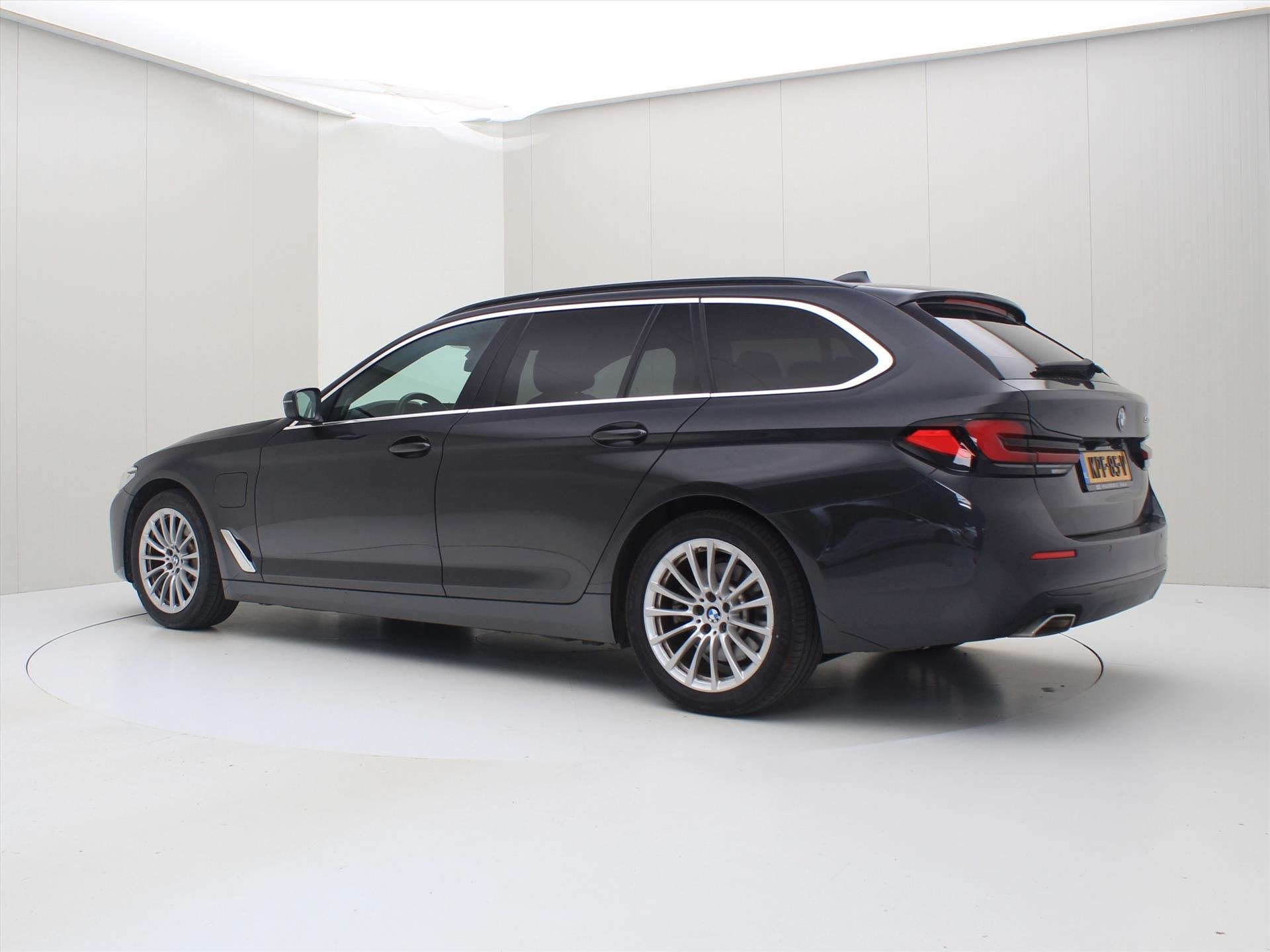 BMW 5-Serie 530e 292pk Automaat Executive Business 93% SoH [, 1998 cc, Automatische klimaatregeling, Gebruikt, Euro 6
