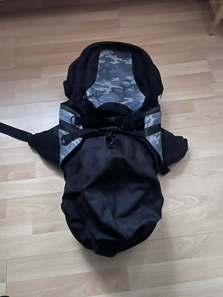 Iconmoto rugtas, Ophalen, Gebruikt