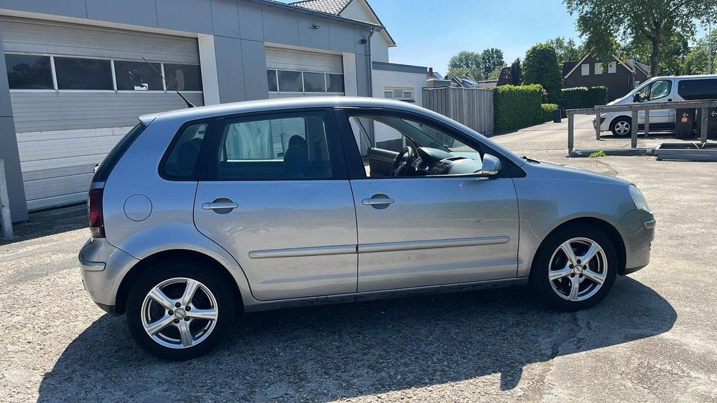 Volkswagen Polo 1.4-16V Turijn, Auto's, Voorwielaandrijving, 15 km/l, Origineel Nederlands, Bedrijf