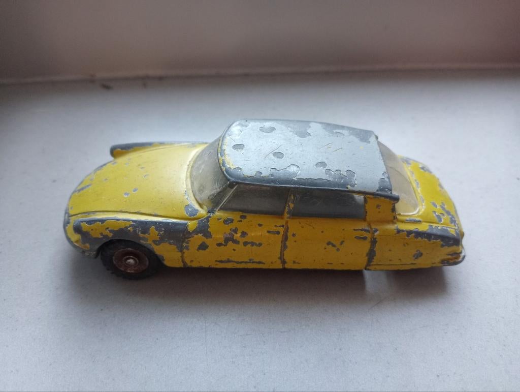 Dinky toys 24c Citroën DS, Ophalen of Verzenden, Gebruikt, Auto, Dinky Toys