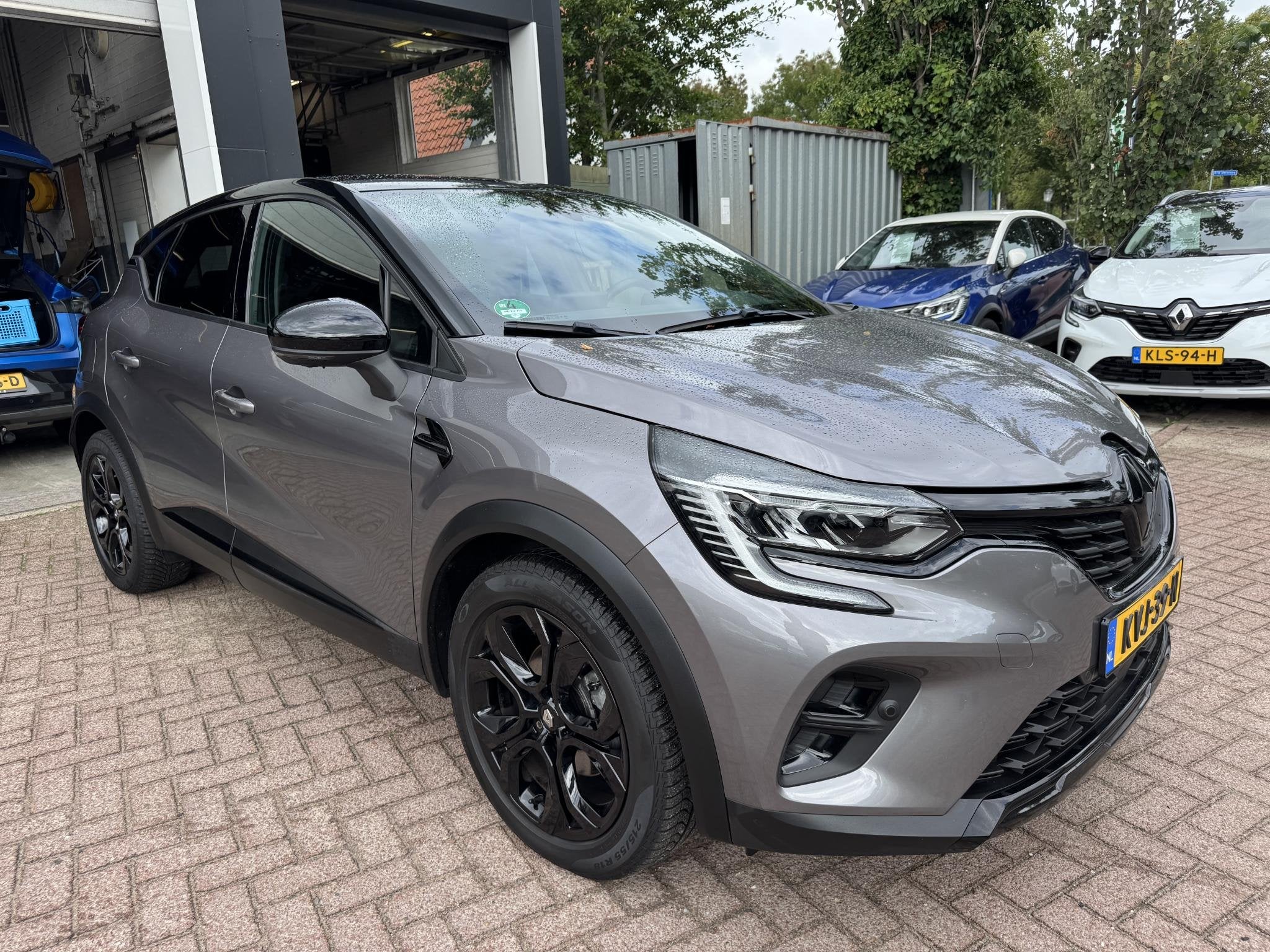 Renault Captur 1.6 E-Tech Plug-in Hybrid 160 Rive Gauche, 77 km/l, Gebruikt, 4 cilinders, Leder en Stof