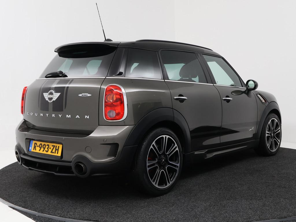 MINI Countryman 1.6 John Cooper Works ALL4 Chili | Verwarmde, 1380 kg, Gebruikt, Zwart, Handgeschakeld
