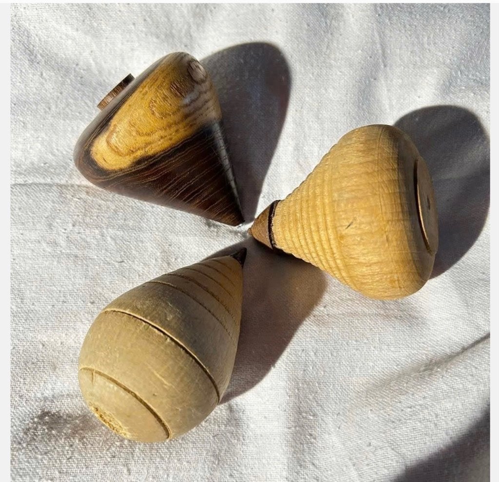 3 x houten vintage tollen, Antiek en Kunst, Ophalen of Verzenden