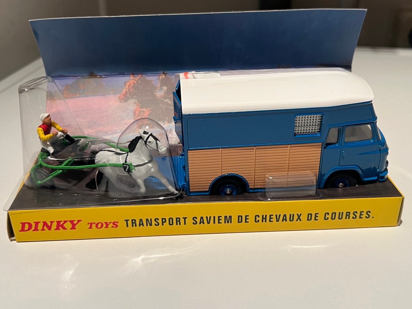Dinky Toys atlas 571 Transport Saviem racepaarden met sulky, Ophalen of Verzenden, Zo goed als nieuw, Auto, Overige merken