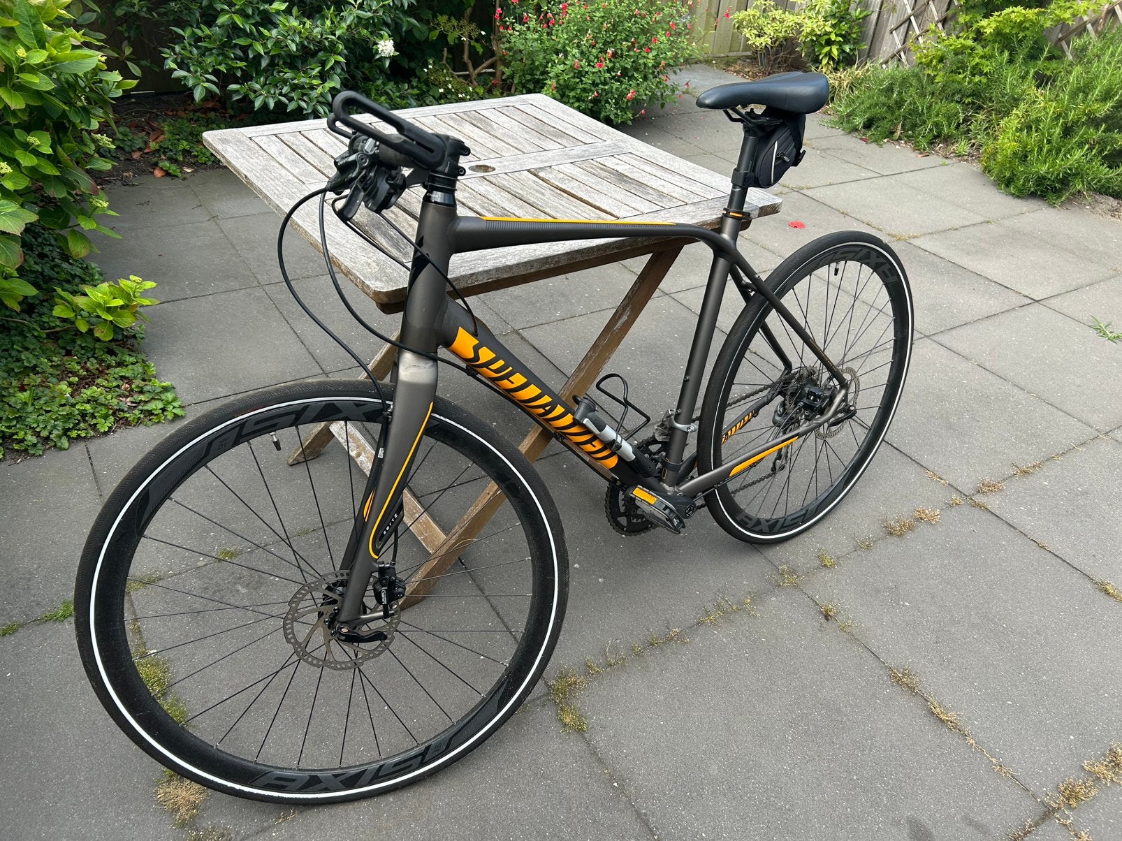Specialized Sirrus Comp Disc 2014, 28 inch, Gebruikt, 15 tot 20 versnellingen, Schijfrem