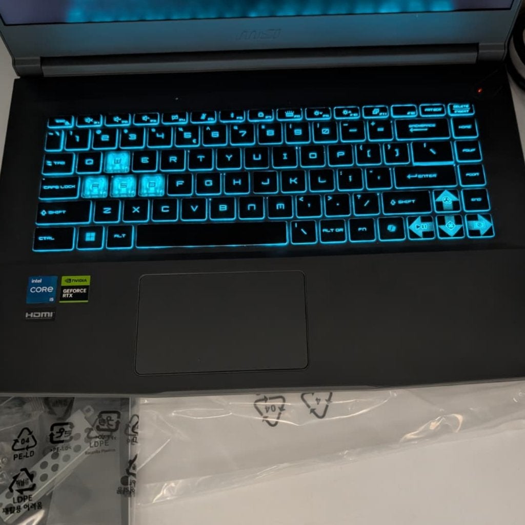 MSI Thin 15 B12UC-1255NL RTX 3050 i5 Laptop - Nieuw + Bon, Computers en Software, Windows Laptops, Ruilrijk, Nieuw, Info@ruilrijk.nl