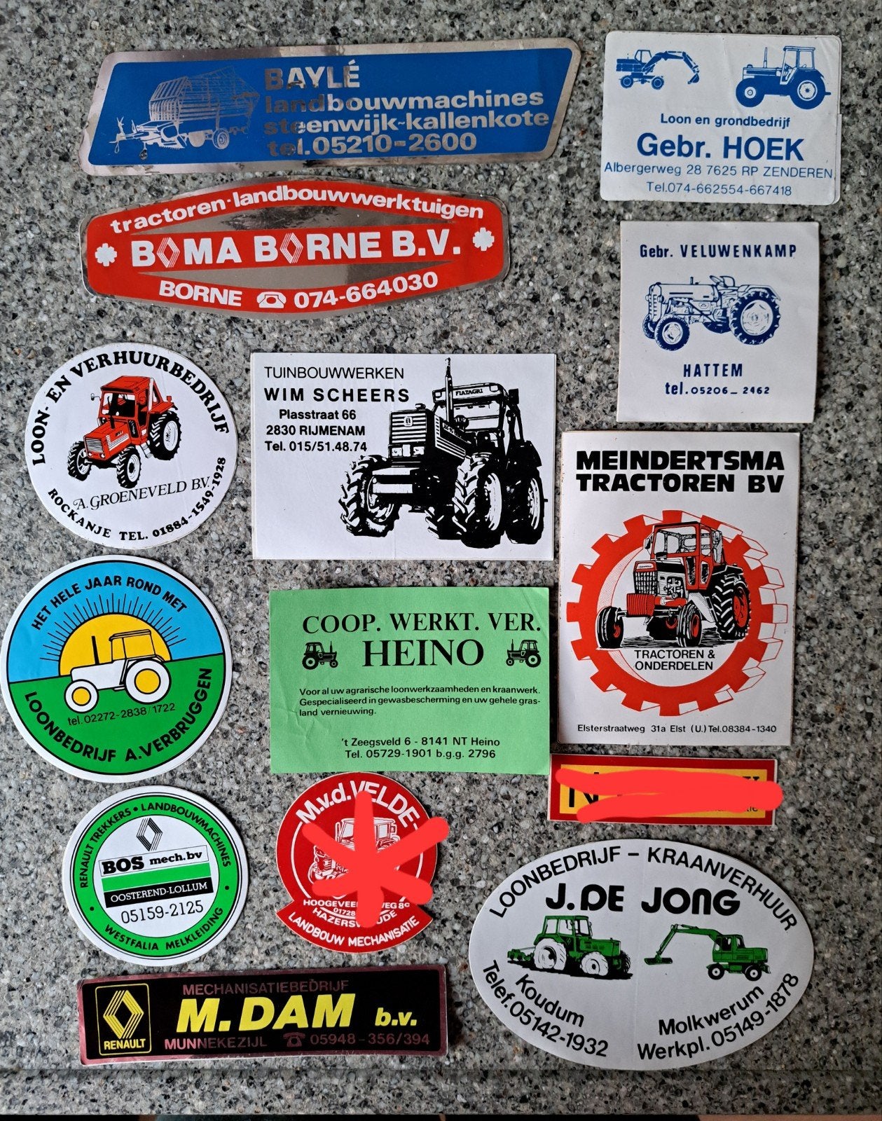 Diverse vintage stickers tractor trekker landbouwwerktuigen, Ophalen of Verzenden, Zo goed als nieuw, Embleem, Speld of Insigne