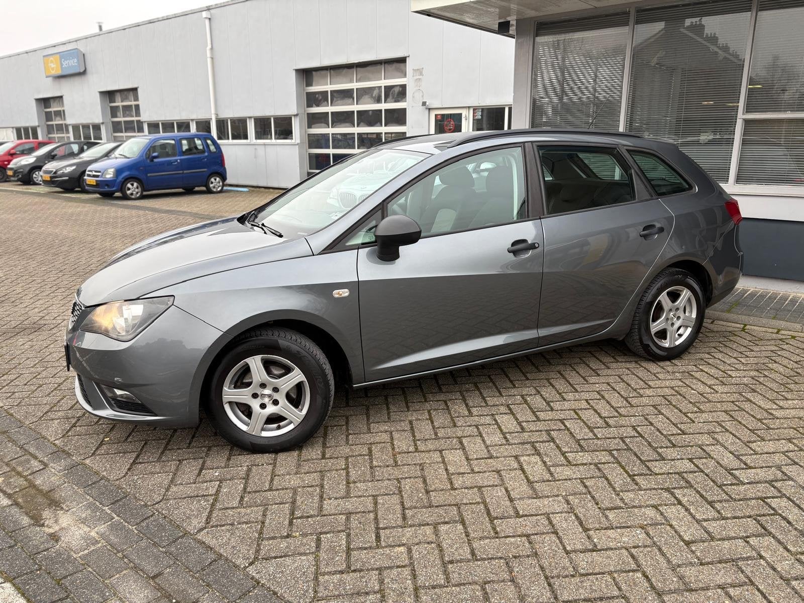 Seat Ibiza ST 1.4 Reference | Airco | LMV | Nieuw ApK, Voorwielaandrijving, Euro 5, Gebruikt, 4 cilinders