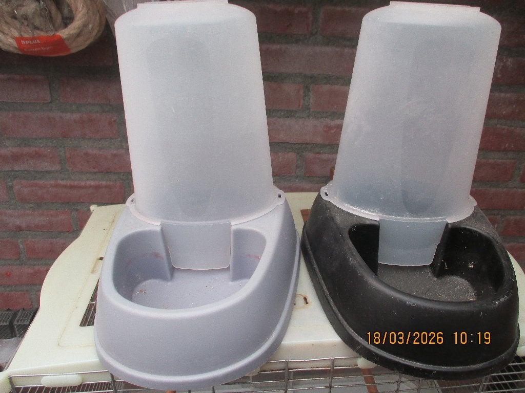 2 voersilo,s samen      nieuw, Ophalen, Nieuw