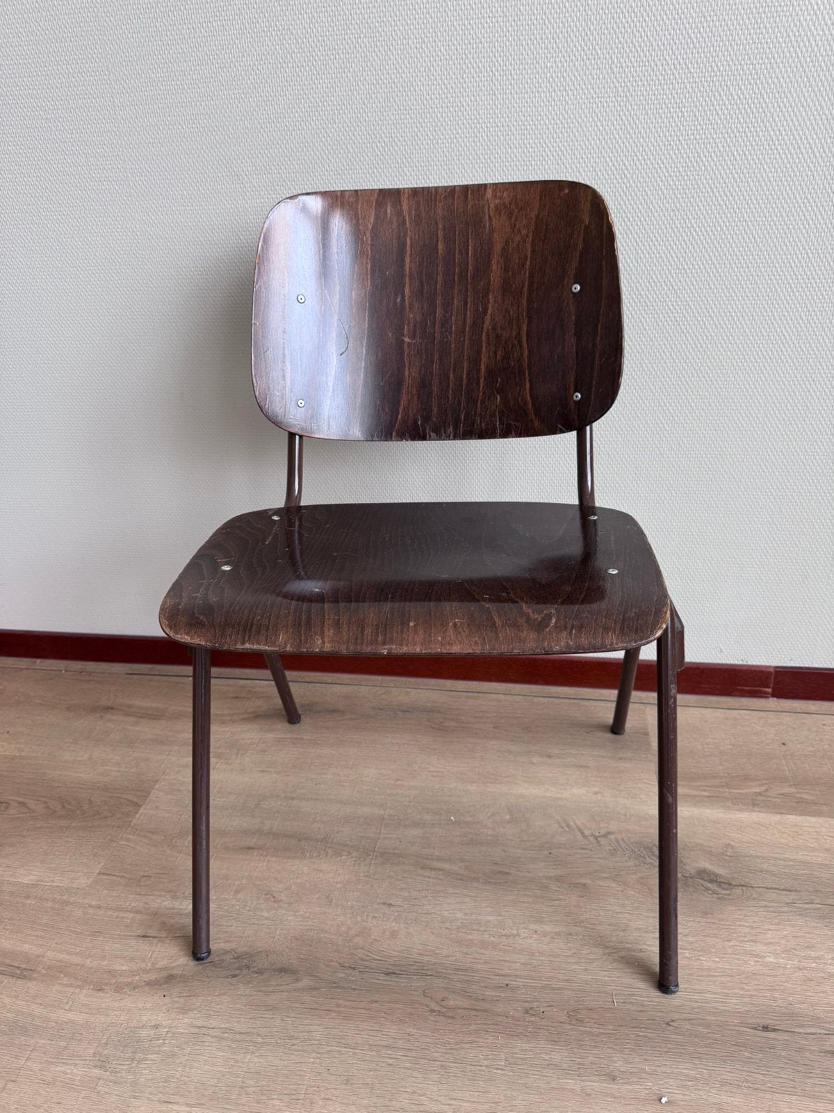 Vintage kantine/schoolstoelen 6 stuks, Ophalen, Gebruikt, Bruin, Vijf, Zes of meer stoelen