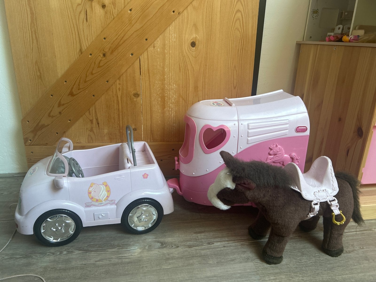 Baby Born - Paardenauto en trailer met paardenspeelgoed, Ophalen, Gebruikt