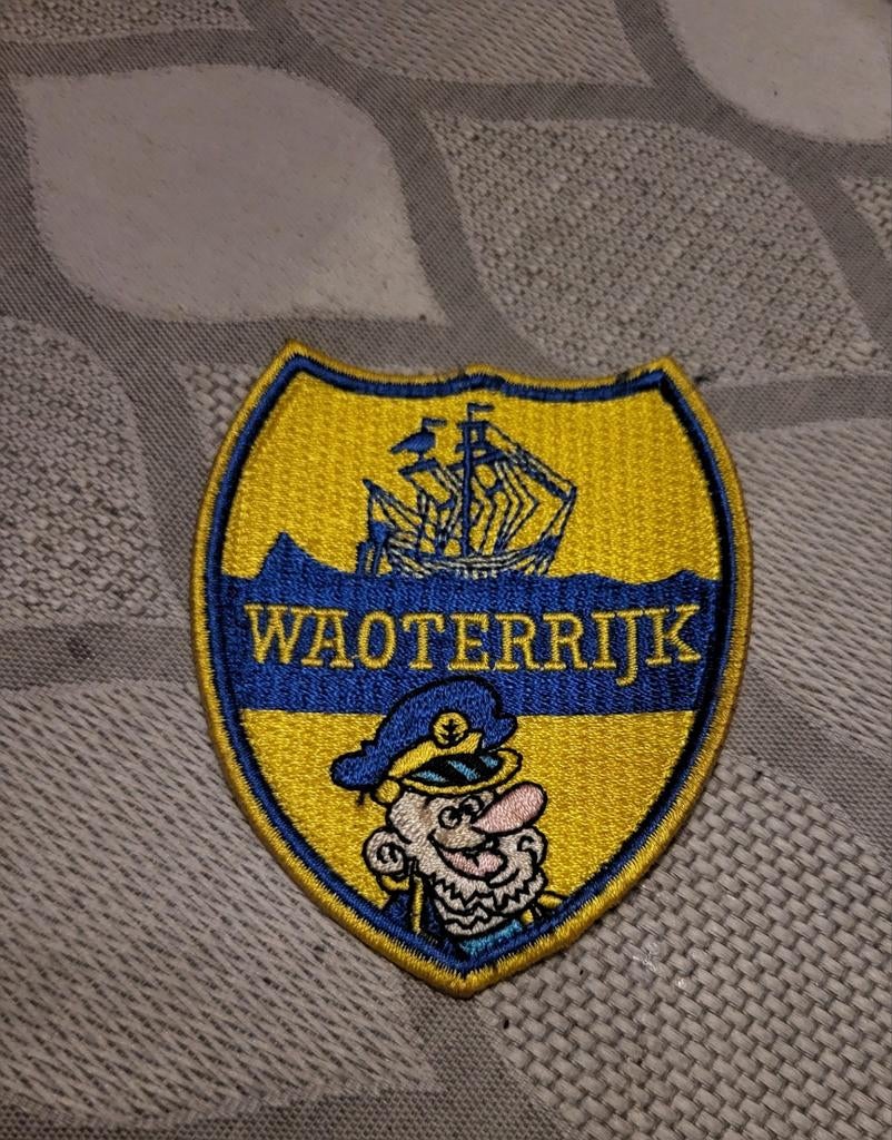 Waoterrijk embleem, Hobby en Vrije tijd, Kledingapplicaties en Hotfix, Ophalen, Zo goed als nieuw, Overige applicaties