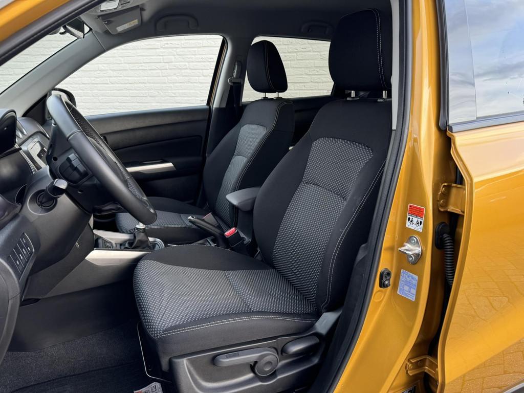 Suzuki VITARA 1.4 Boosterjet Select Smart Hybrid Camera Dode, Stof, Gebruikt, 4 cilinders, 129 pk