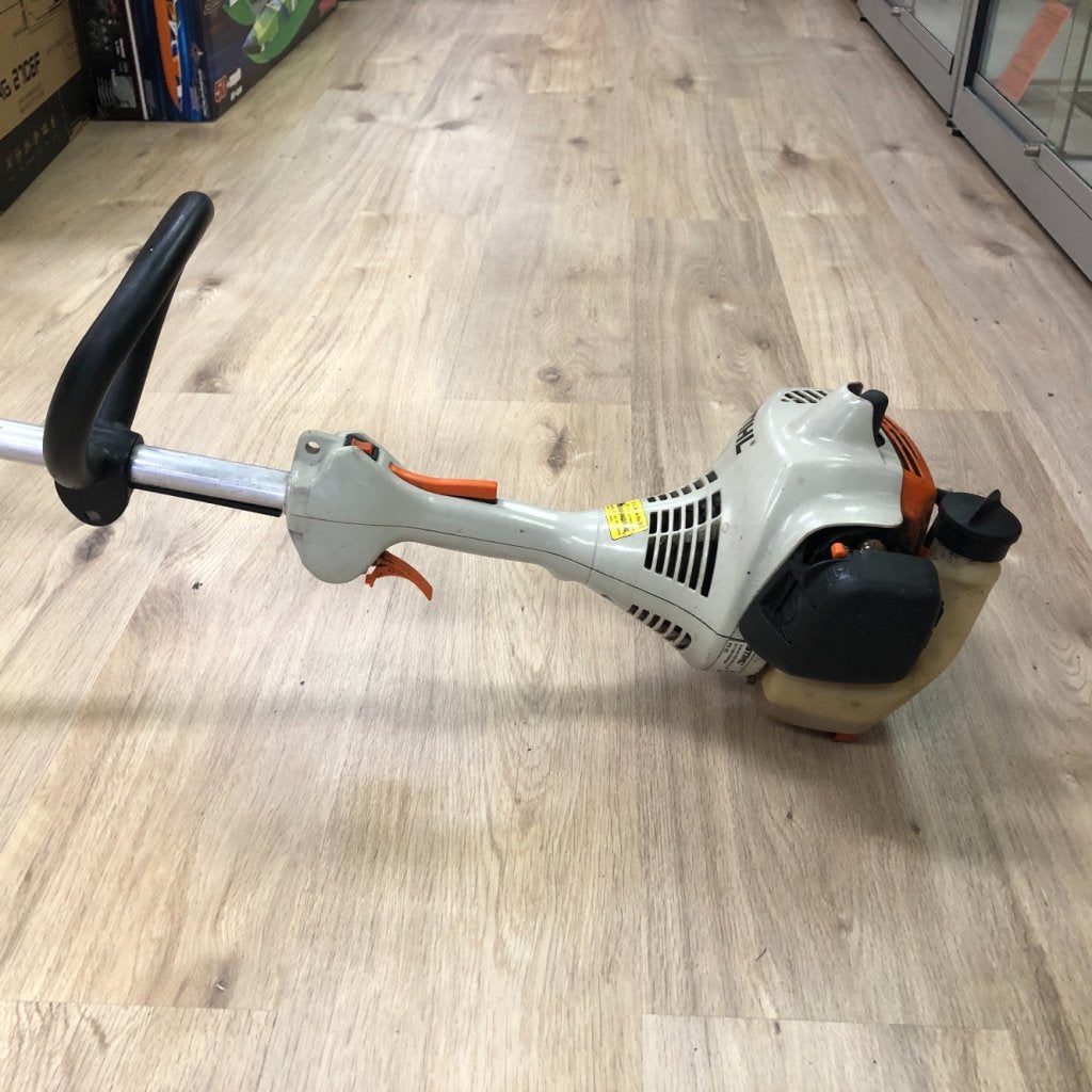 Stihl FS 45 Bosmaaier Benzine | Gebruikt, Stihl, Zo goed als nieuw, Support@stihl.com, Tihl Inc., 536 Viking Dr, Virginia Beach, 
VA 23452
USA