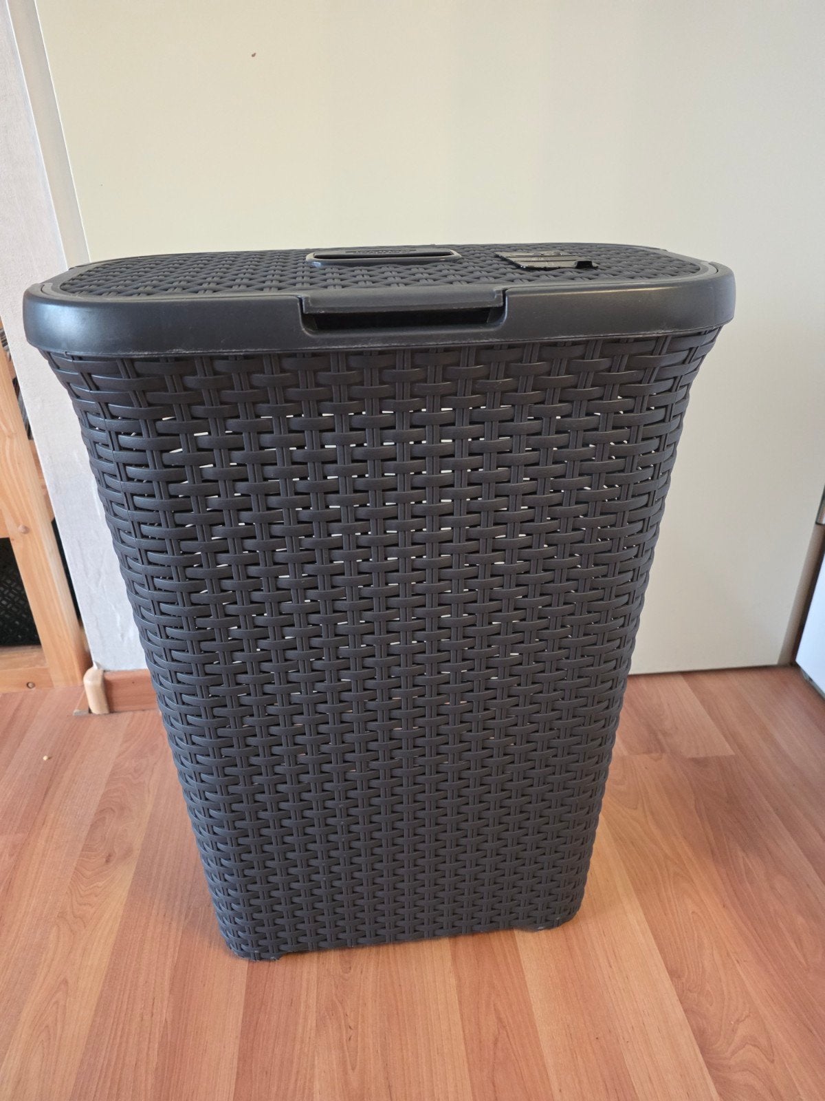 Curver Wasmand Donkergrijs - 62x27x45 cm, Ophalen, Overige stijlen, Kunststof, Zo goed als nieuw