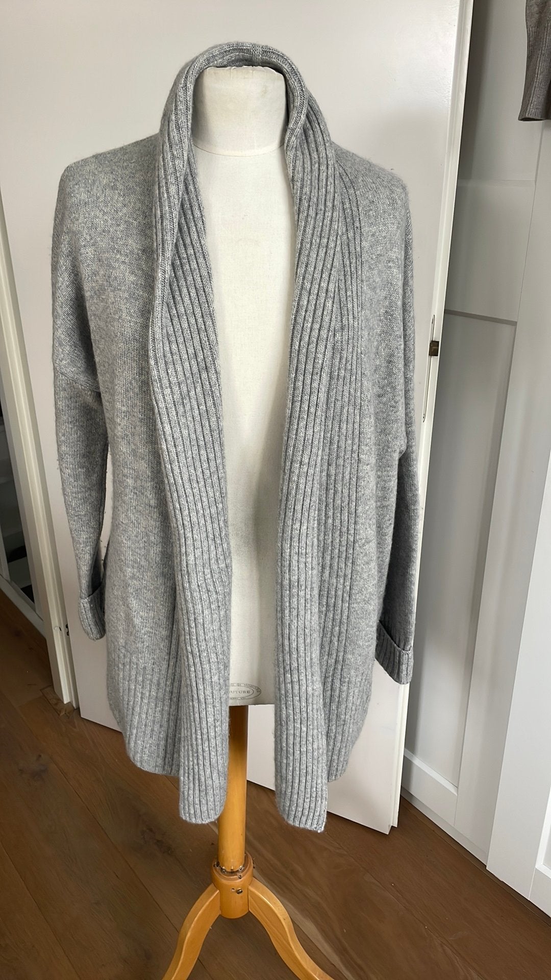 Nothsy cashmere vest, Kleding | Dames, Ophalen of Verzenden, Zo goed als nieuw, Maat 38/40 (M), Grijs