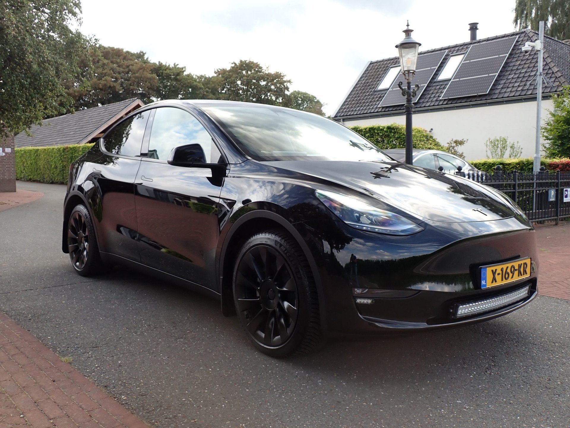 Tesla Model Y Long Range AWD 75kWh 20-INCH / TREKHAAK, Gebruikt, Zwart, Zwart, Vierwielaandrijving