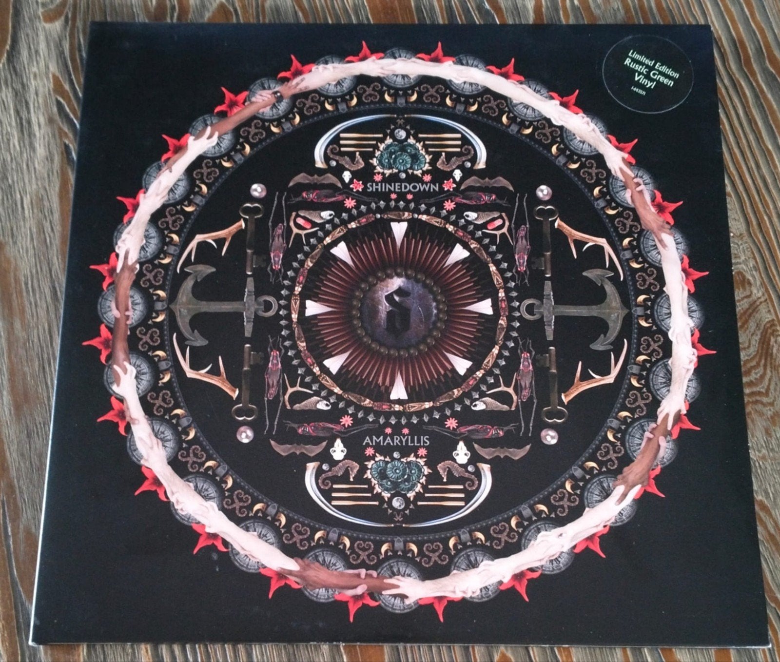 Shinedown - Amaryllis (Limited Edition Rustic Green Vinyl), LP, Hard Rock, Ophalen of Verzenden, Zo goed als nieuw
