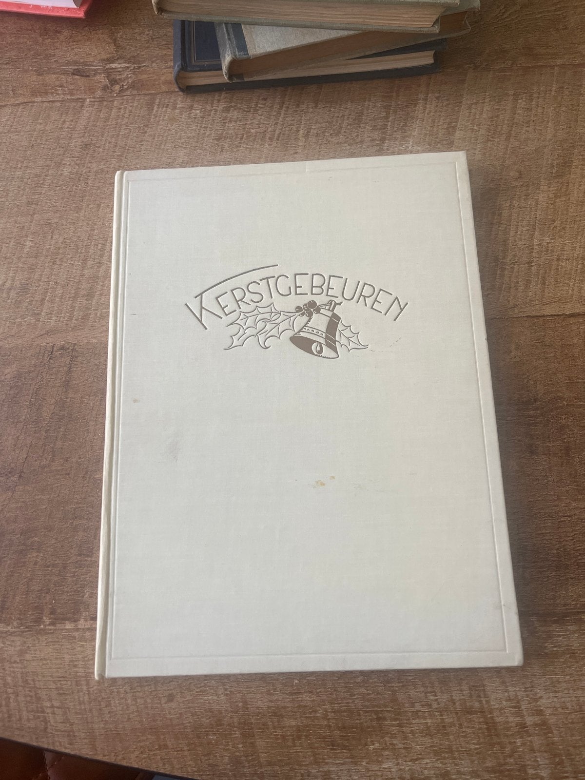 Het Kerstgebeuren - Geïllustreerd Kerstboek, Boeken, Ophalen of Verzenden, Gelezen, Christendom | Katholiek