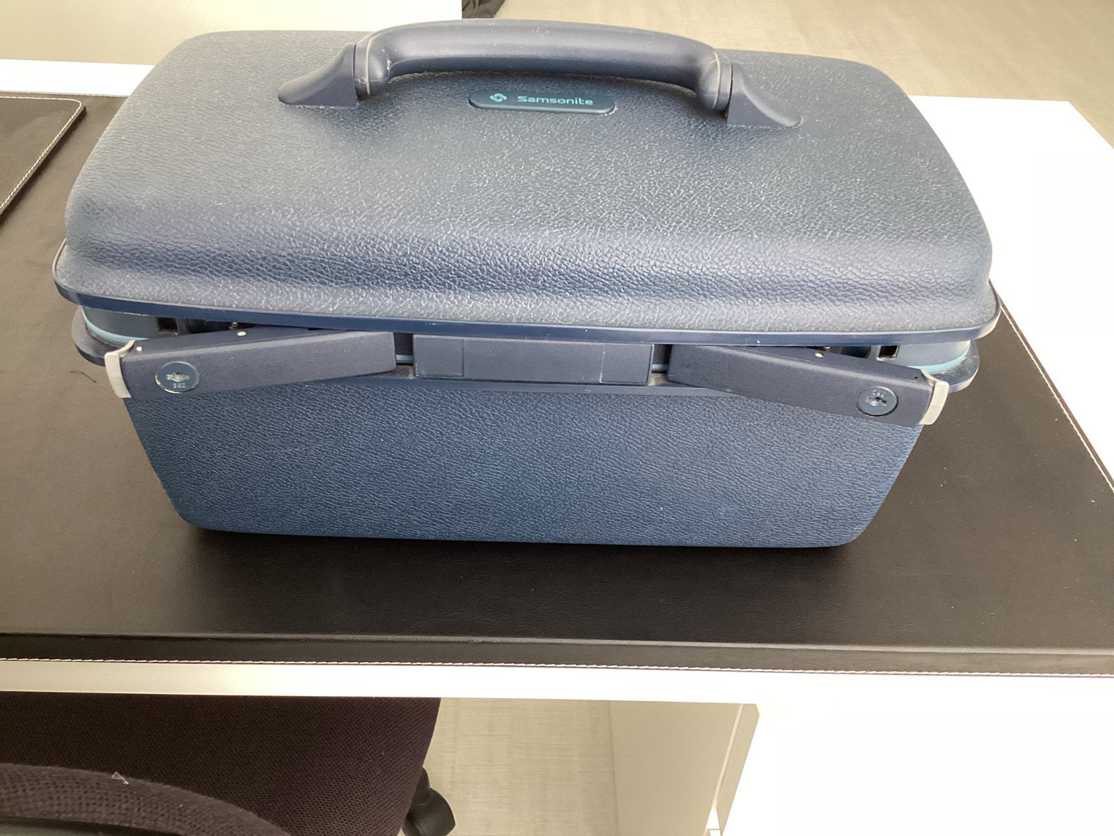 Samsonite donkerblauw beautycase  als nieuw met slot., Sieraden, Tassen en Uiterlijk, Beautycases, Ophalen of Verzenden, Zo goed als nieuw