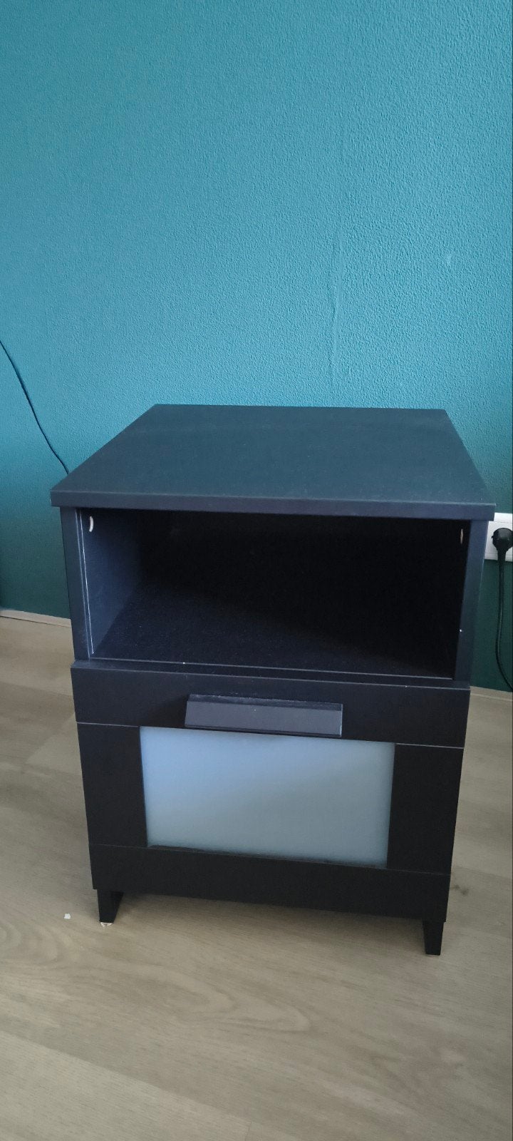 TWEE IKEA BRIMNES Nachtkastjes Zwart - Zo goed als nieuw, Ophalen, Minder dan 45 cm, Zo goed als nieuw, Minder dan 55 cm