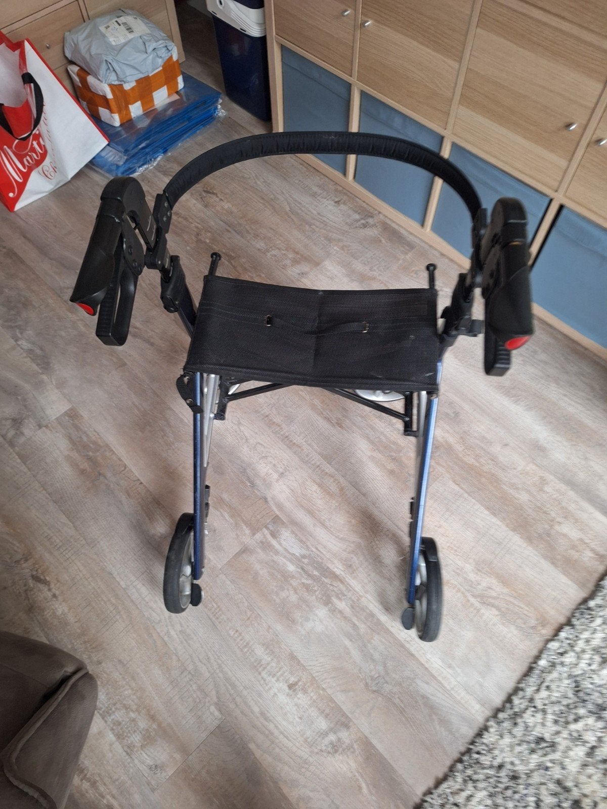 zeer goede rollator, Ophalen, Lichtgewicht, Gebruikt
