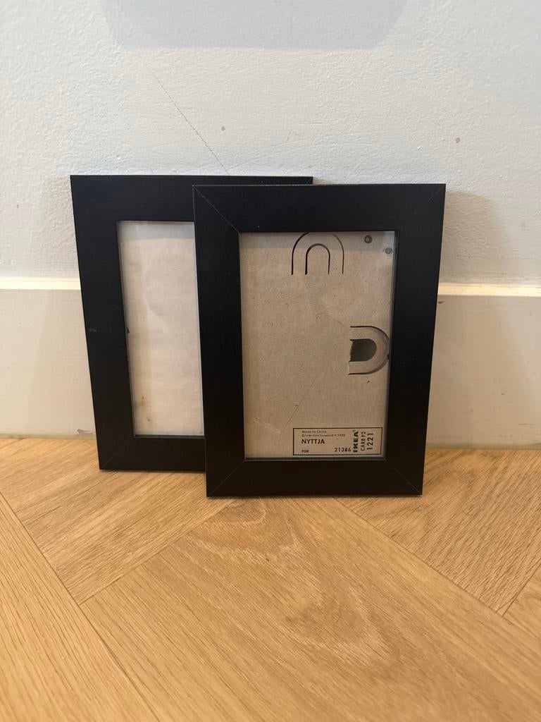 Twee IKEA NYTTJA fotolijsten 10x15 cm (4x6 inch), Ophalen of Verzenden, Gebruikt, Kunststof, Minder dan 50 cm
