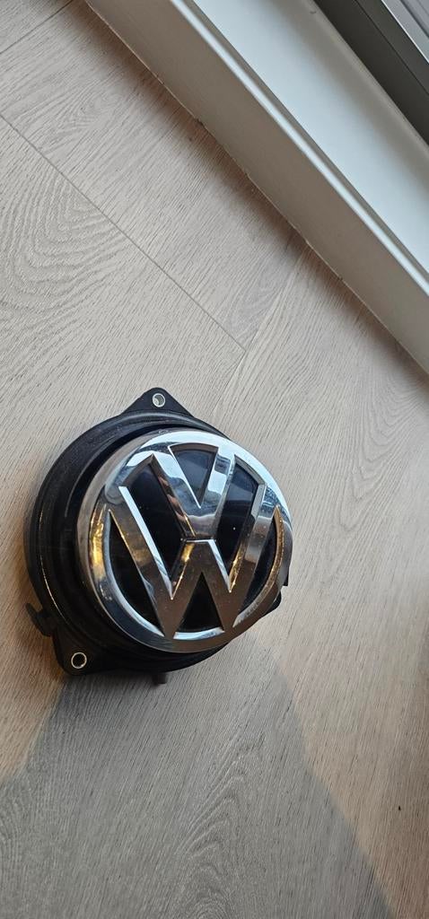 Volkswagen VW Logo Embleem Achterklep, Gebruikt, Achterklep, Volkswagen, Ophalen of Verzenden