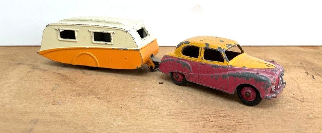 Vintage Dinky Toys Caravan en Austin Somerset Speelgoedauto, Ophalen of Verzenden, Gebruikt, Auto, Dinky Toys