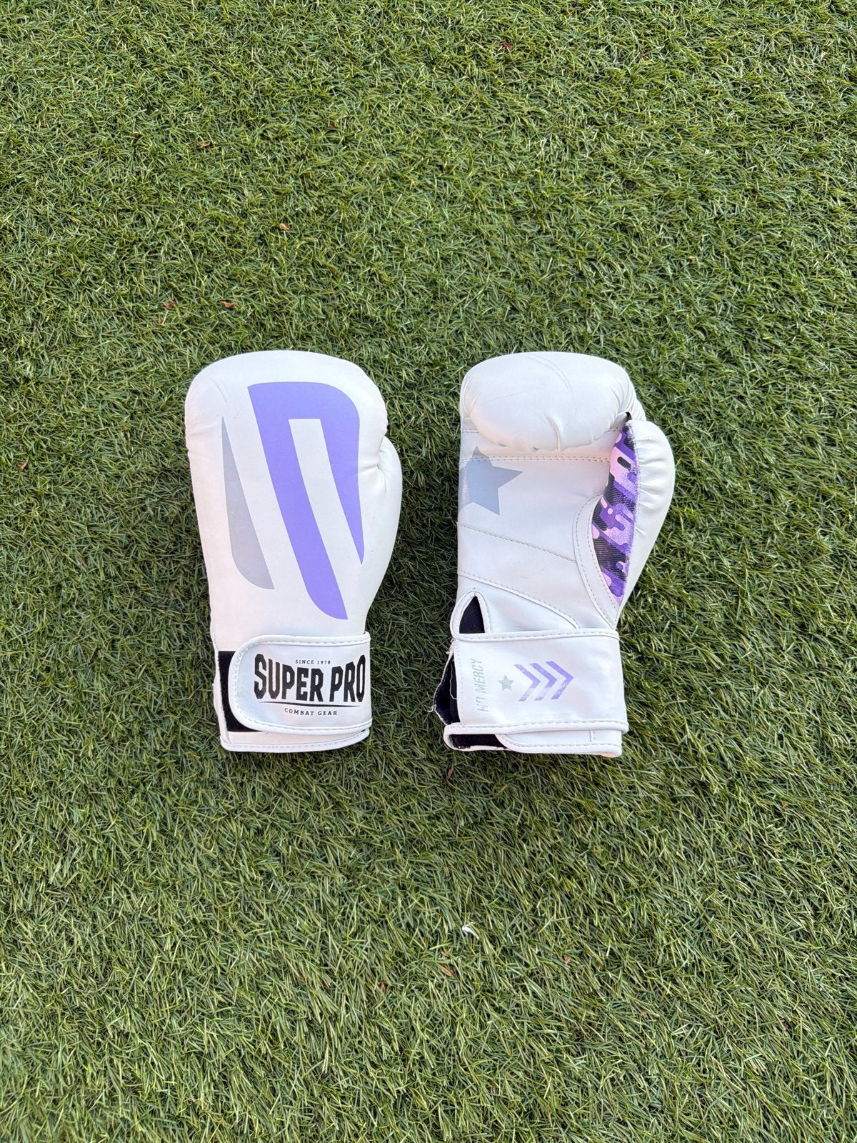 Super Pro Combat Gear Bokshandschoenen, Sport en Fitness, Boksen, Ophalen, Gebruikt, Bokshandschoenen