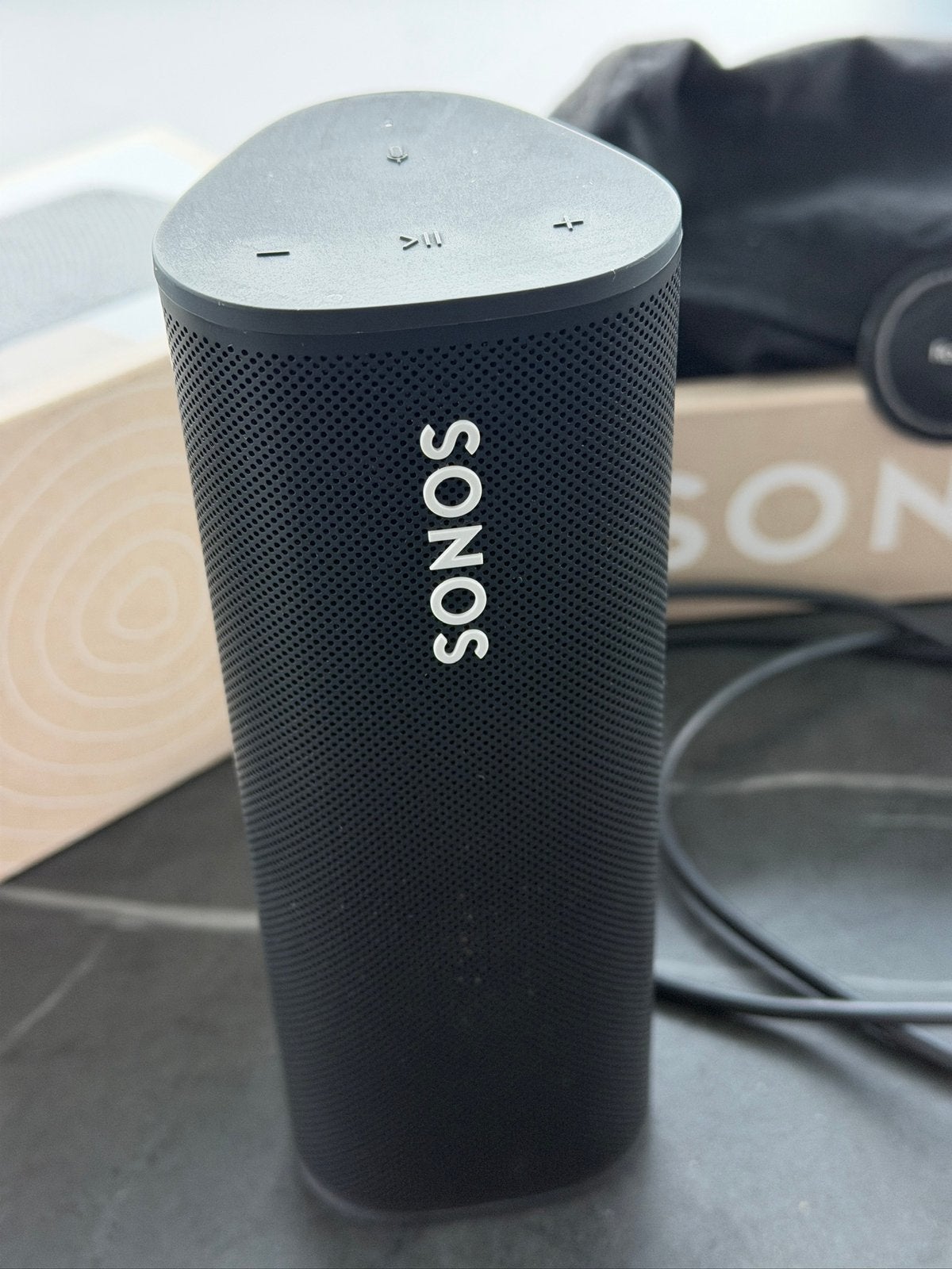 Sonos Roam zwart, Ophalen of Verzenden, Zo goed als nieuw, Draagbare speaker, Inclusief kabels