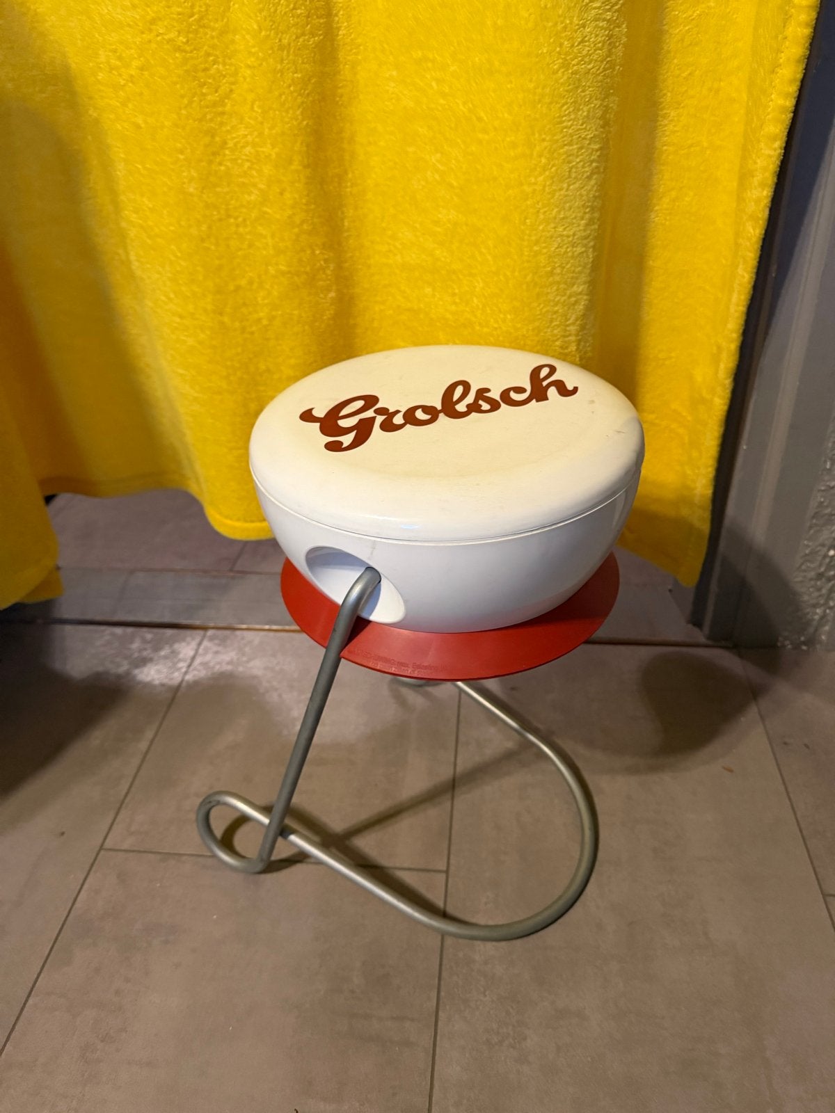 Grolsch bijzettafeltje, Ophalen, Gebruikt, Rond, Minder dan 55 cm