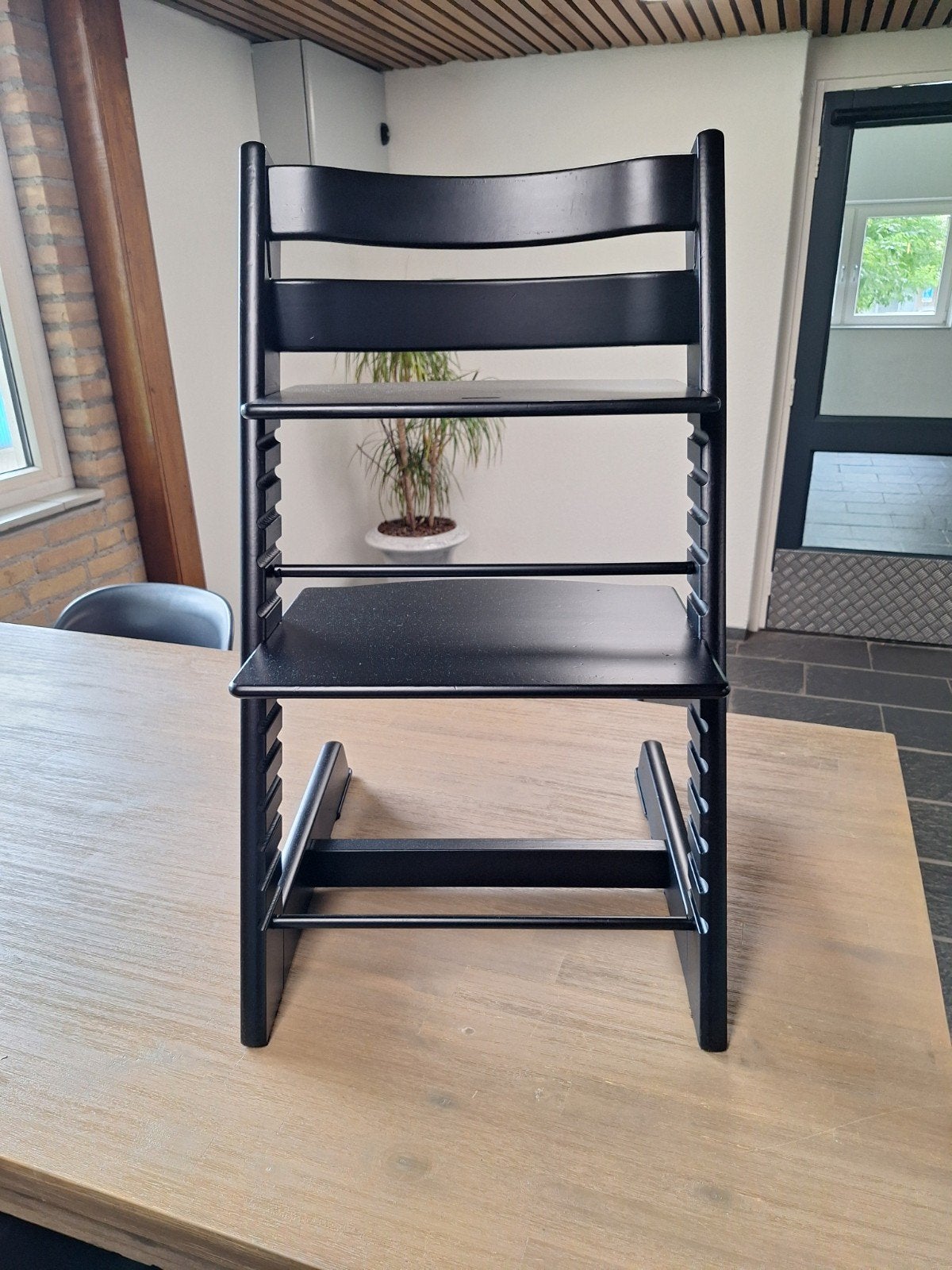 Stokke Tripp Trapp meegroeistoel met baby set en eetblad, Ophalen, Zo goed als nieuw, Meegroeistoel, Afneembaar eetblad