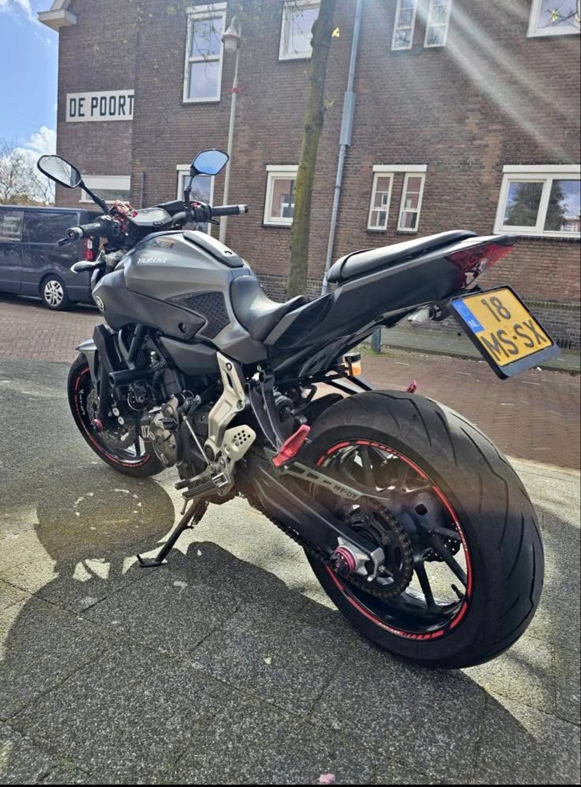 Yamaha MT-07 - Sportieve Naked Bike met Akrapovic uitlaat, Motoren, Onderdelen | Yamaha, Ophalen