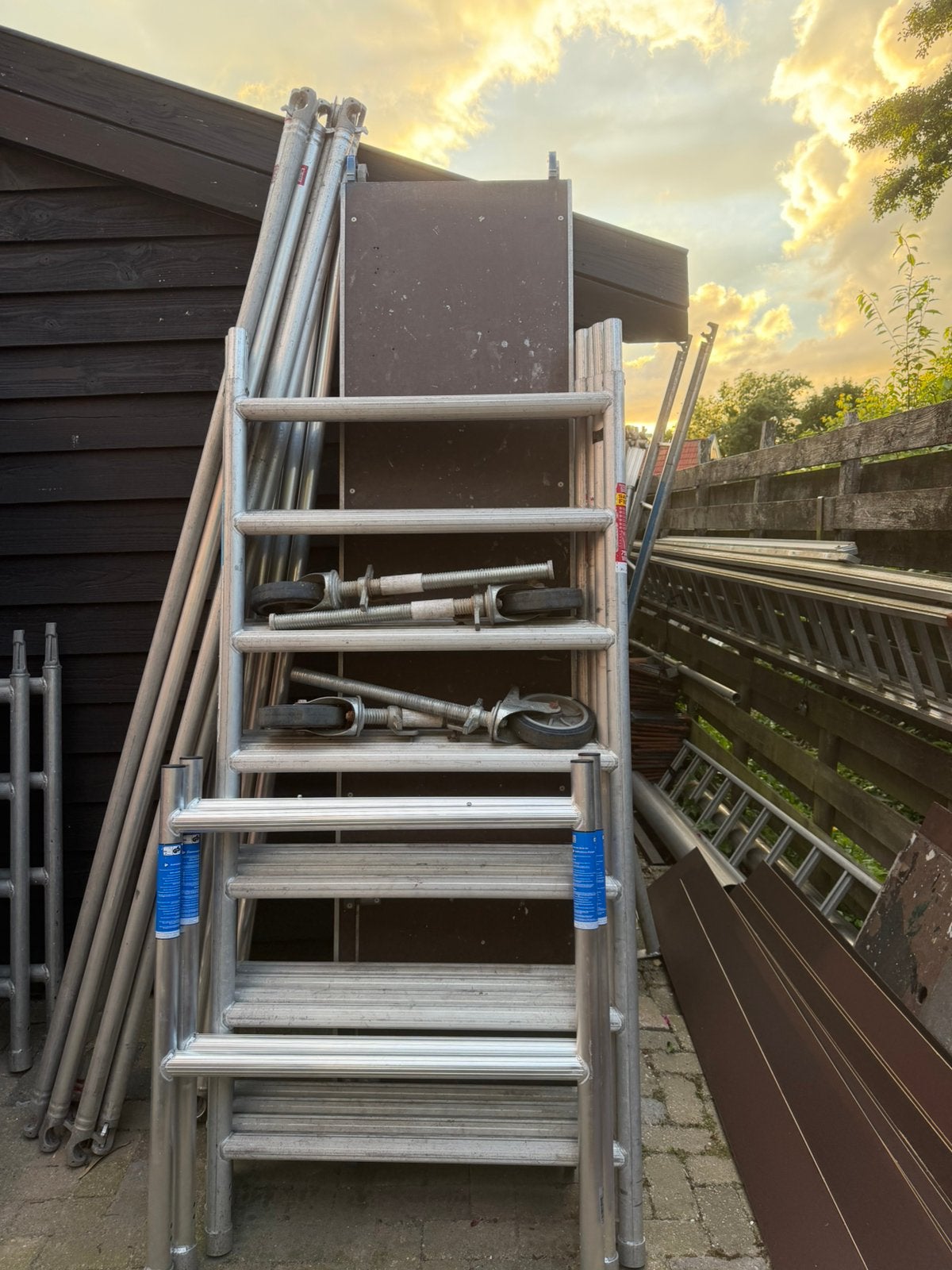 EUROSCAFFOLD ALUMINIUM ROLSTEIGER, Doe-het-zelf en Verbouw, Ophalen, Rolsteiger of Kamersteiger, 5 meter of hoger