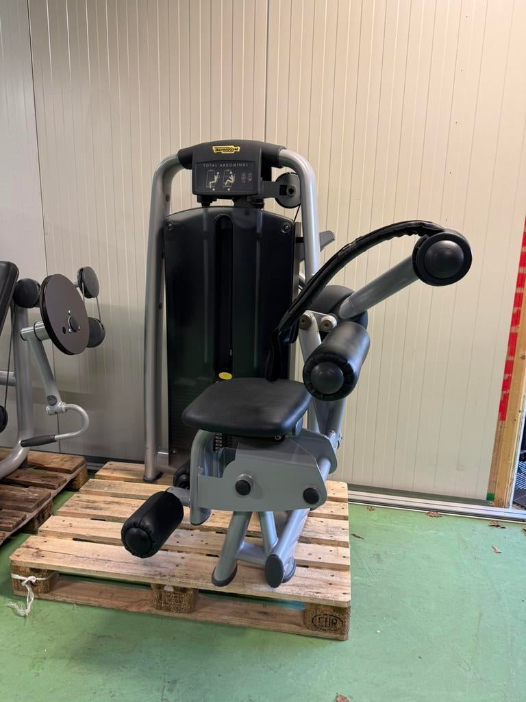 Technogym Selection Total Abdominal – Buikspierapparaat, Sport en Fitness, Fitnessmaterialen, ., Overige typen, Ophalen of Verzenden