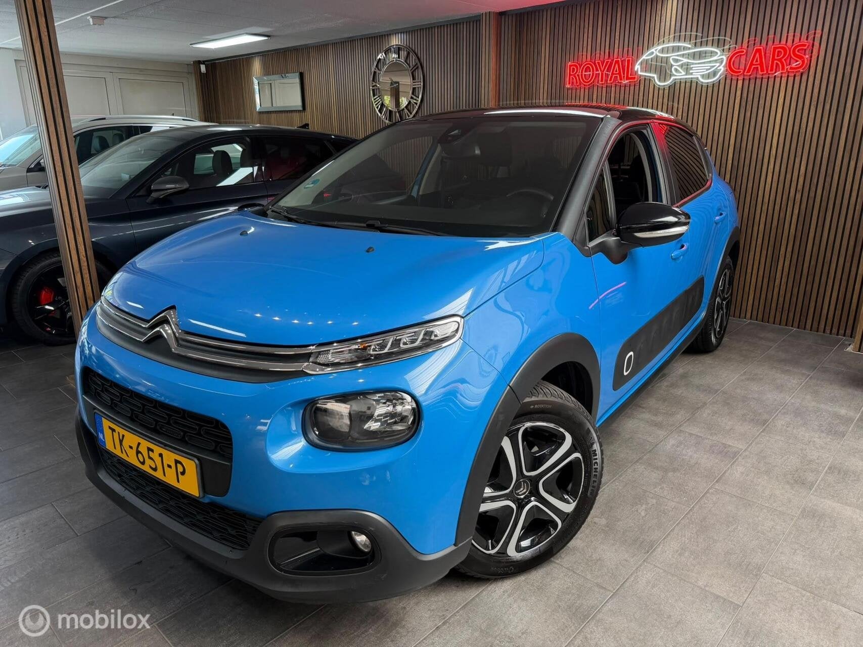 Citroen C3 1.2 PureTech ELLE|Navi|Lane Ass.|Top Onderhouden, 83 pk, 450 kg, Euro 6, 1199 cc