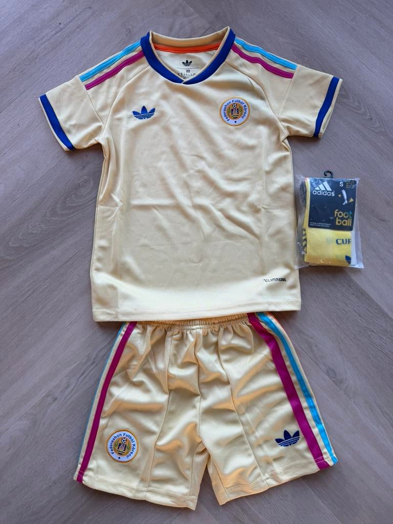 FFK Curaçao Uit voetbal tenue Kids 2026-2028 nieuw WK, Maat XS of kleiner, Ophalen of Verzenden, Nieuw, Shirt