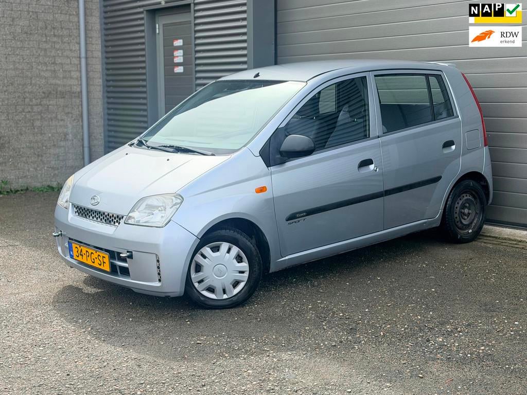 Daihatsu Cuore 1.0-12V Automaat, Auto's, Daihatsu, 18 €/maand, 4 stoelen, Cuore, Origineel Nederlands