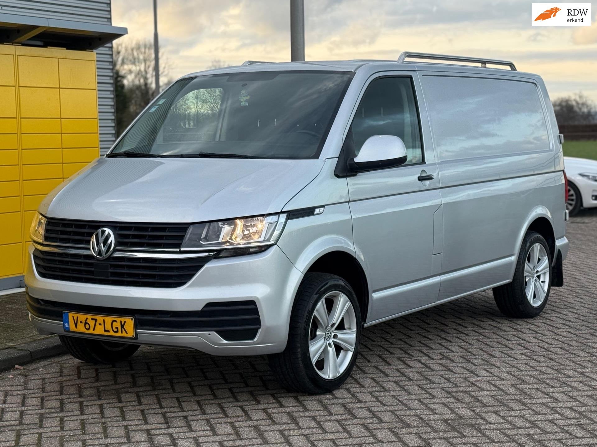 Volkswagen TRANSPORTER 2.0 TDI L1H1 150PK Automaat Highline, Auto's, USB, Gebruikt, 4 cilinders, 150 pk