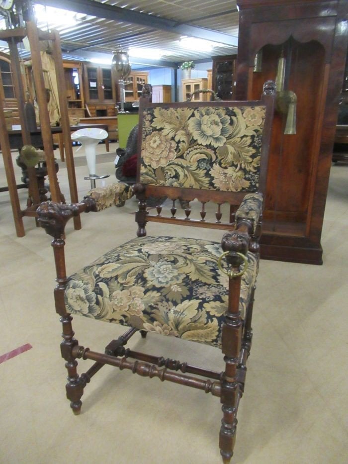 Oer 11124 antieke Franse armstoel met mooie bekleding, Ophalen