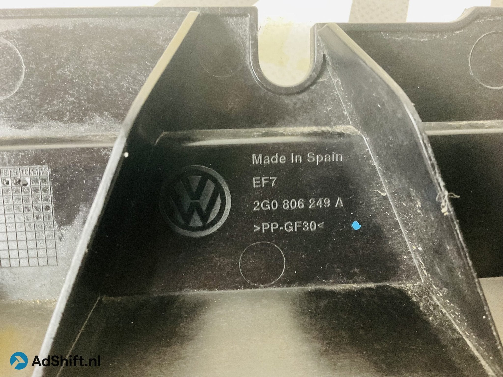 Voorfront Volkswagen POLO 2G 2G0806249A Front Houder Plastic, Auto-onderdelen