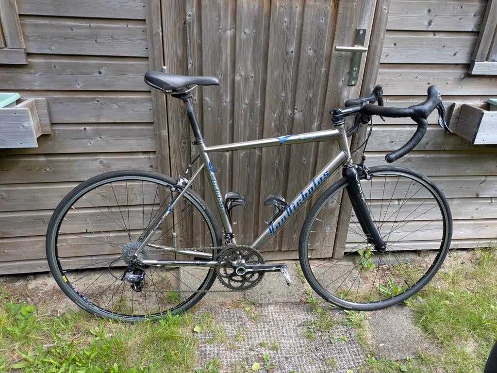 Van Nicholas racefiets - Titanium frame 55 cm, Fietsen en Brommers, Velgrem, Zo goed als nieuw, Meer dan 20 versnellingen, 53 tot 57 cm