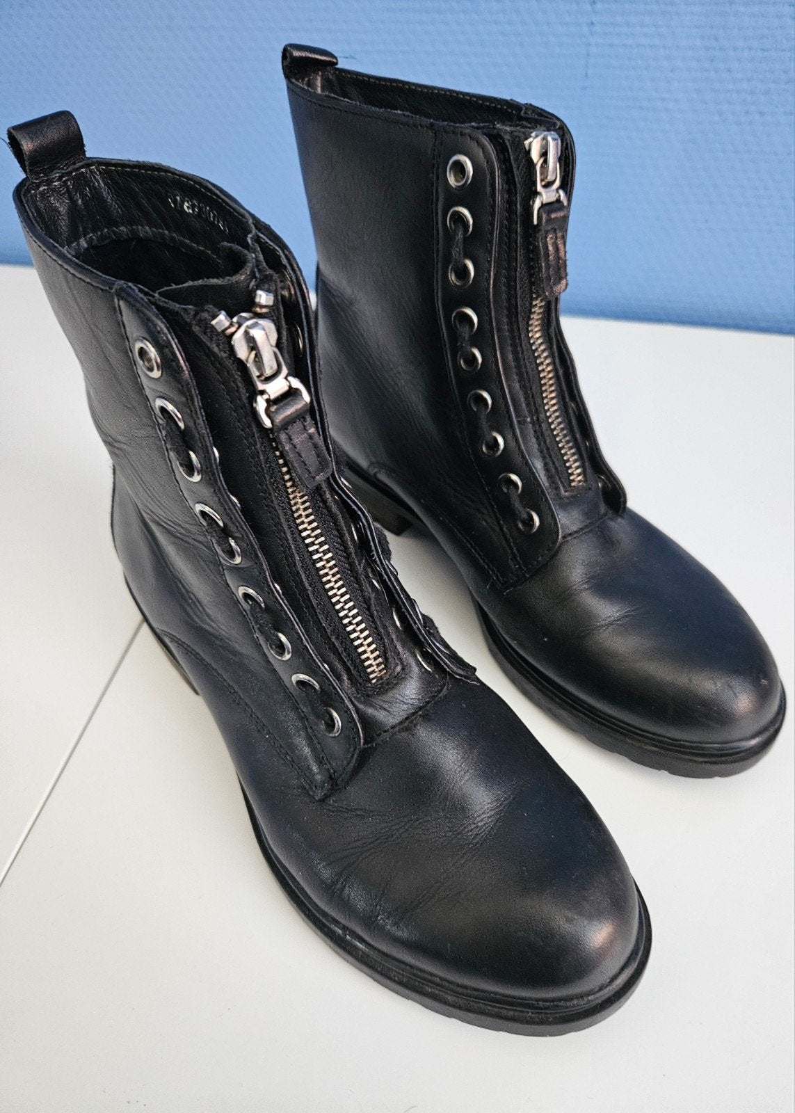 dames boots, Ophalen of Verzenden, Zo goed als nieuw, Zwart