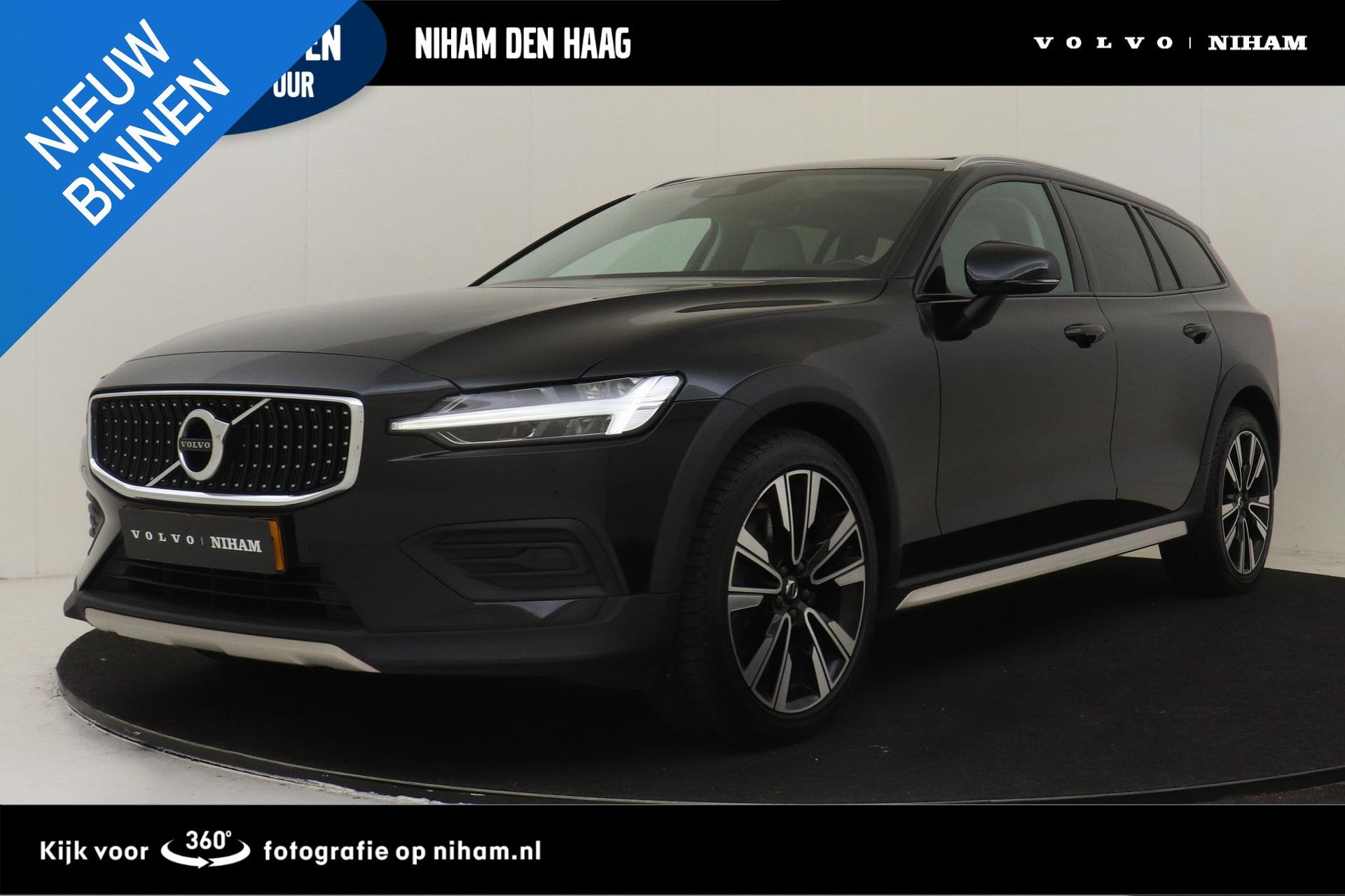 Volvo V60 CROSS COUNTRY B5 (M-HYBRID) AWD PRO -PANO.DAK|HARM