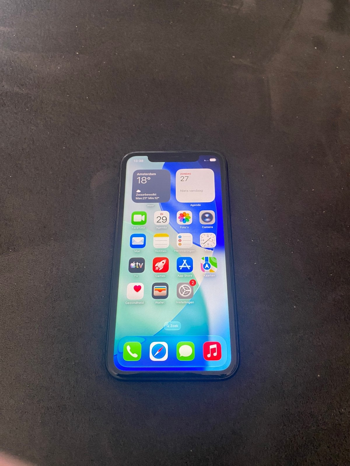iPhone 11 zwart 64 gb batterij capaciteit 100%, Telecommunicatie, Ophalen, Zwart, IPhone 11, Zo goed als nieuw